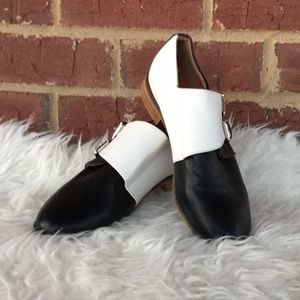 PRICE DROP Cooperative Urban Outfitters Black/White Oxford Double Buckles